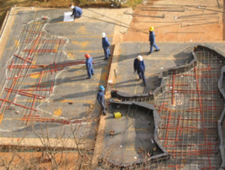 Setting up the concrete shuttering